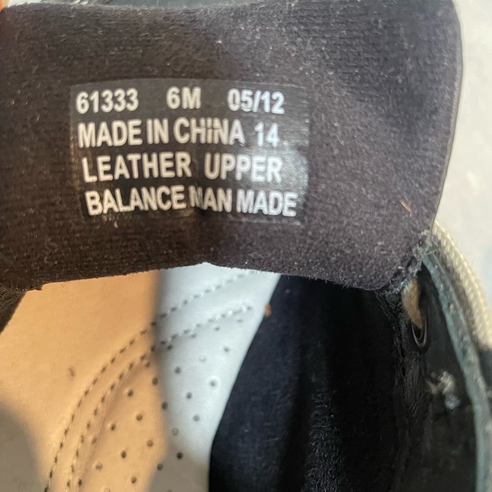 Clarks Black Leather Sneakers with Cream Laces - Picture 7 of 7